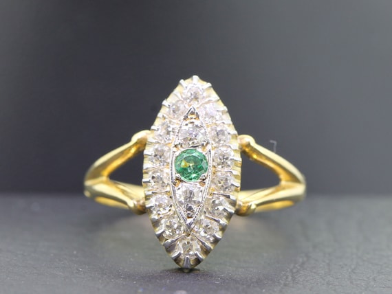 Beautiful Emerald and Diamond Navette 18 carat Go… - image 1