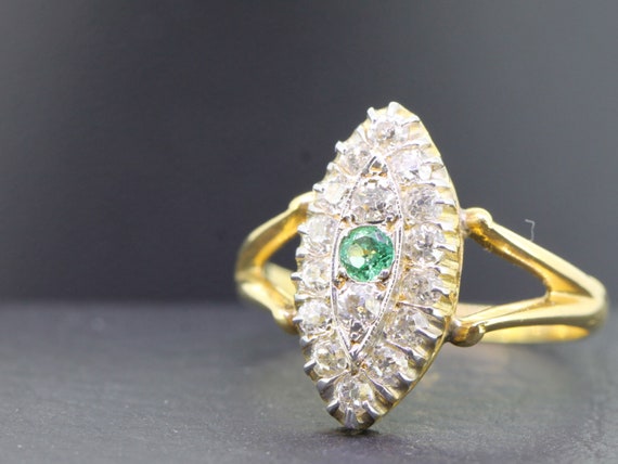 Beautiful Emerald and Diamond Navette 18 carat Go… - image 2