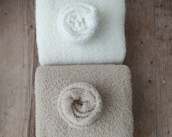Beige Textured Newborn Backdrop & Wrap Set – Cozy Knit Photography Props | Cuddly Collection