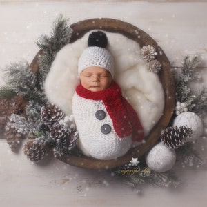 Snowman Outfit for newborn photography, Knitted Christmas photo props, image 2