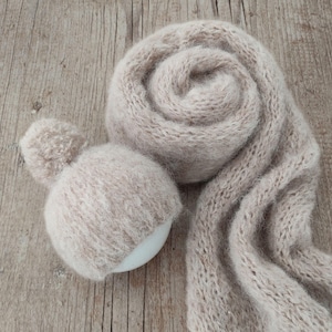 Set met gebreide alpaca sjaal en muts: babyoutfit voor fotorekwisieten