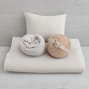 Conjunto de cenário e envoltório bege para recém-nascidos para fotografia &quot;Laura&quot;, conjunto de tecido texturizado para poses de bebês, acessórios para fotos, conjunto de estúdio para recém-nascidos