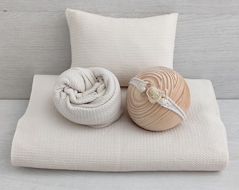 Conjunto de fondo de puf beige claro para fotografía de recién nacidos "Laura", tela para posar texturizada y envoltura, almohada y diadema a juego, accesorios fotográficos