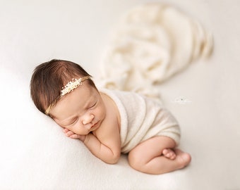 White posing fabric, Beanbag backdrop for newborn photography - Stella