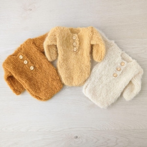 Beige knitted outfit for newborn photography, Knit bodysuit and bonnet set newborn photo props accessories, Alpaca Outfit and Hat Set