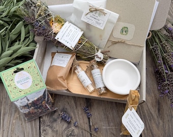 House Cleansing and New Beginnings Smudge Kit • Smudge Kit with Incense Bundle, Palo Santo & Candle • Housewarming Gift • Handmade in Leipzig