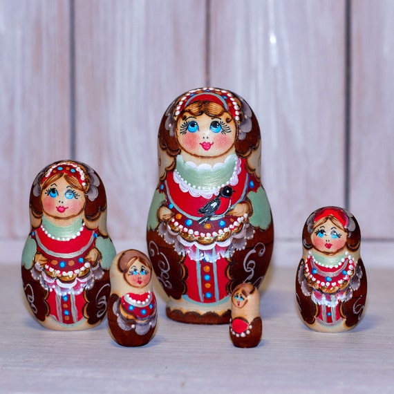 dolls that stack