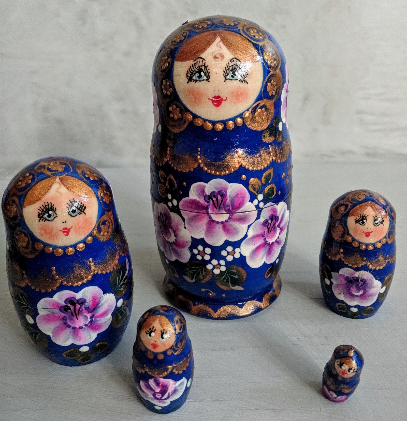 10 Pieces Wooden Babushka Russian Nesting Doll Hand Painted Colorful Flower