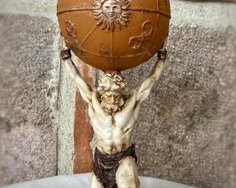 ファルネーゼのアトラス彫刻 | 天球儀付きアトラス像 | 古代ギリシャの