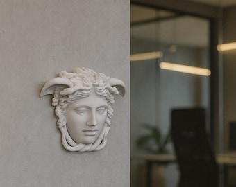 Medusa Wandskulptur: Handgemachter Stein Griechische Mythologie Dekor