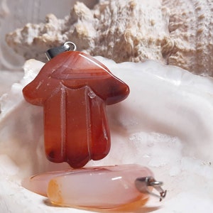 1x Hamsa Hand Fatima&#39;s Hand Pendant Carnelian 40 x 35 mm