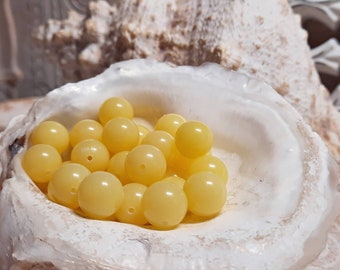 32x yellow jade balls beads 10 mm drilled