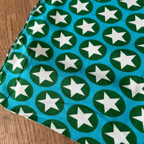 Organic cotton knit fabric - Maxi Stars - made by Hamburger Liebe