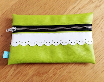 Cosmetic bag, pencil case, pencil case, make-up bag, wash bag, make-up bag, faux leather light green