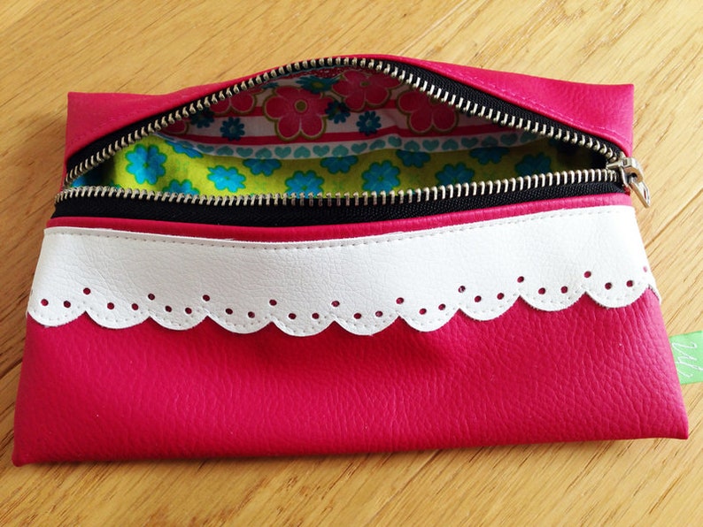 Cosmetic bags, pencil cases, pencil cases, make-up bags, toiletry bags, make-up bags, magenta imitation leather image 2