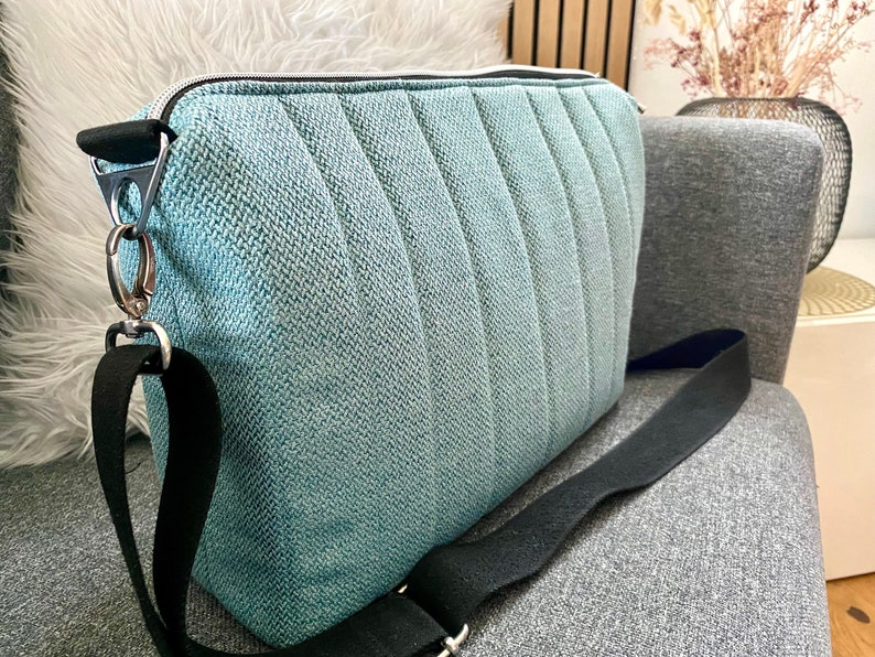 Crossbag mint-turquoise, wonderfully refreshing with a mottled structure // women's shoulder bag, crossbody bag, handbag, bag, vegan image 5