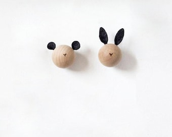 anaan Zoo Kids Wall Hook Set – Wooden Wall Hangers for Nursery – Cute Animal Coat Hooks in Beech Wood & Felt (Rabbit and Bear)