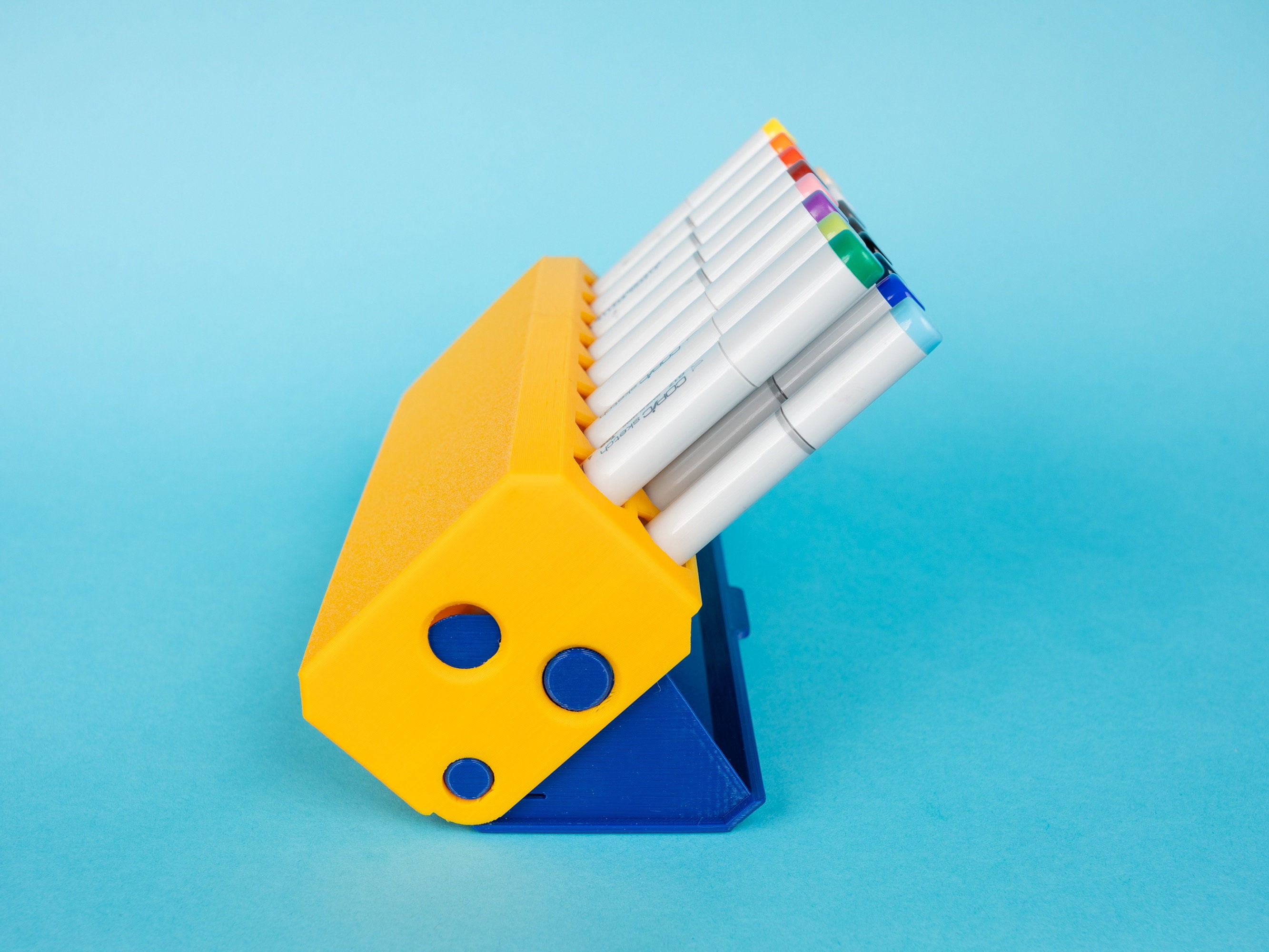 Marker Case/stand for OLO, COPIC Sketch, Crayola Broad Line or Similar ...