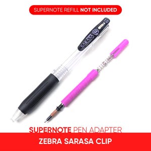 Könnte beinhalten: Ein rosa Stiftadapter für einen Zebra Sarasa Clip Stift. Der Adapter ist für einen Supernote Stift konzipiert. Der Text "Supernote Pen Adapter Zebra Sarasa Clip" ist auf rotem Hintergrund gedruckt.