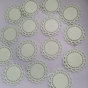 15 x Stanzteile Runde Deckchen, Scrapbooking Junk Journal Bullet Journal Kartenaufleger 4,5 cm mint