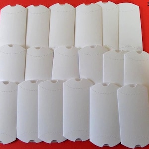 30 fertige Pillowboxen in weiß
