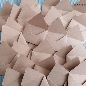 30 Mini Briefumschläge, Umschläge Kraftpapier (ca. 6,7 x 5 cm)
