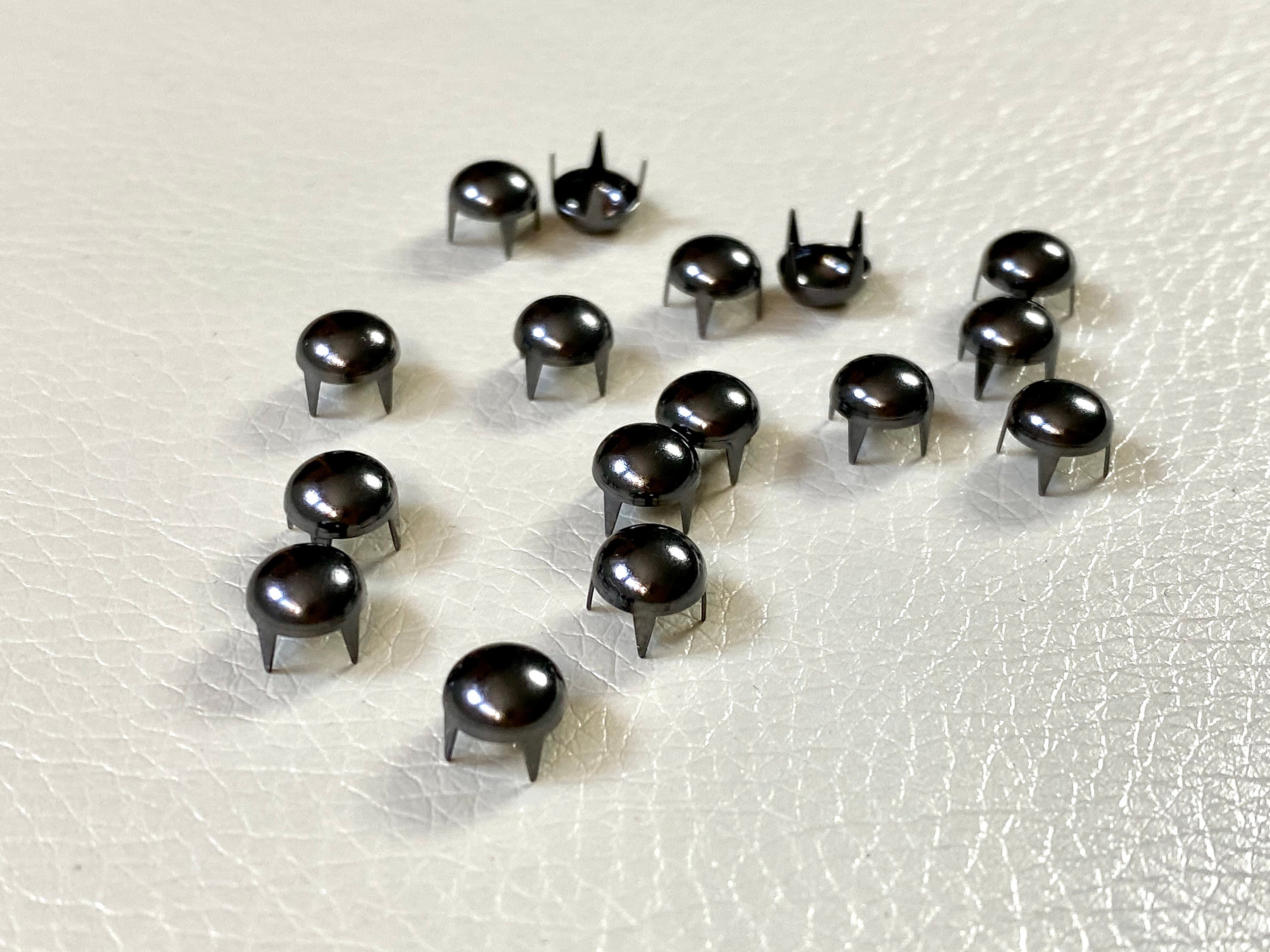 Allstarco 11mm Spike Studs with Nail 20 Pcs Gold