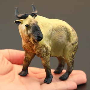 Takin cattle chamois animal PVC model figure figurine image 3