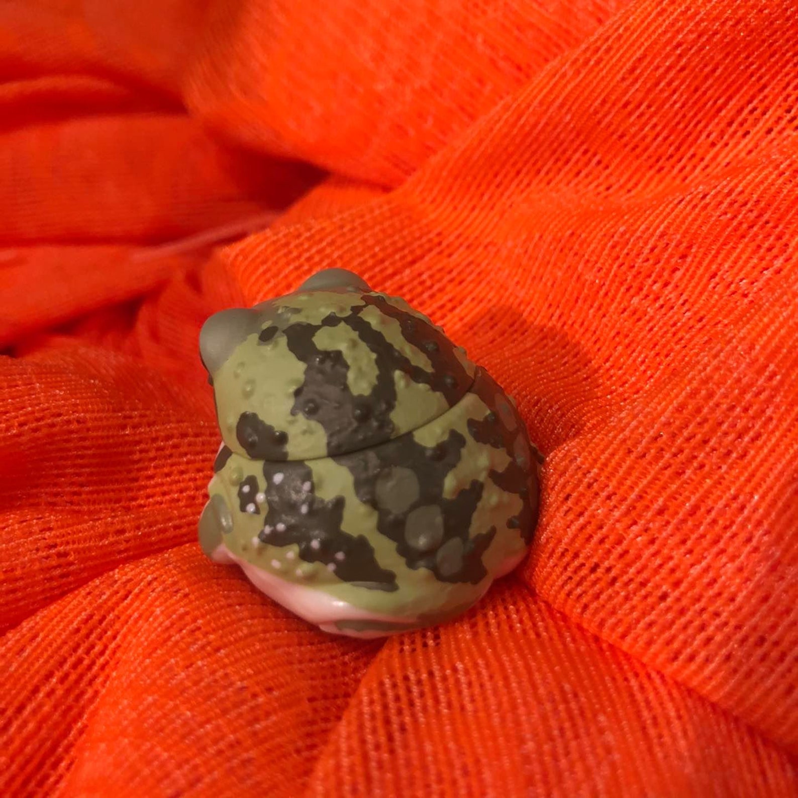 Common bushveld rain frog PVC mini Model Figure roly poly toy | Etsy