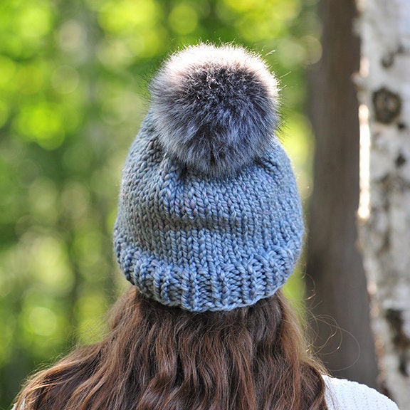 Grey Chunky Knit Beanie: Lavender Wool Yarn, Faux Fur Pompom - Etsy