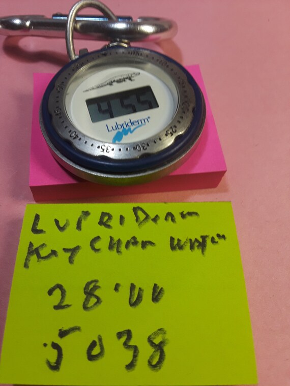 Lupriderm key chain watch working - image 1