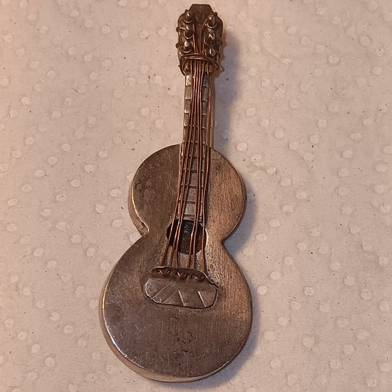 Guitar broach size 2 inch silver vintage - image 3