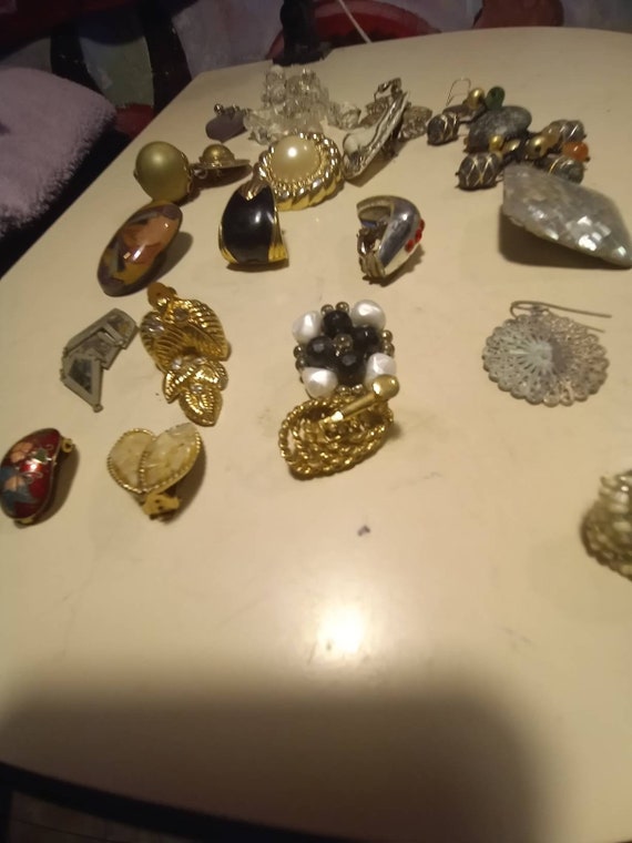 Earrings lot of twenty assorted vintage - image 3