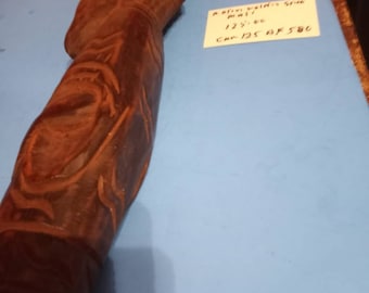 Bâton de marche autochtone sculpté à la main robuste du Mali vintage avec Native dessus
