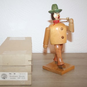 Erzgebirge Incense smoker, vintage smoker from DREGENO, Wanderbursche, GDR Ostalgie, collector&#39;s item in old packaging