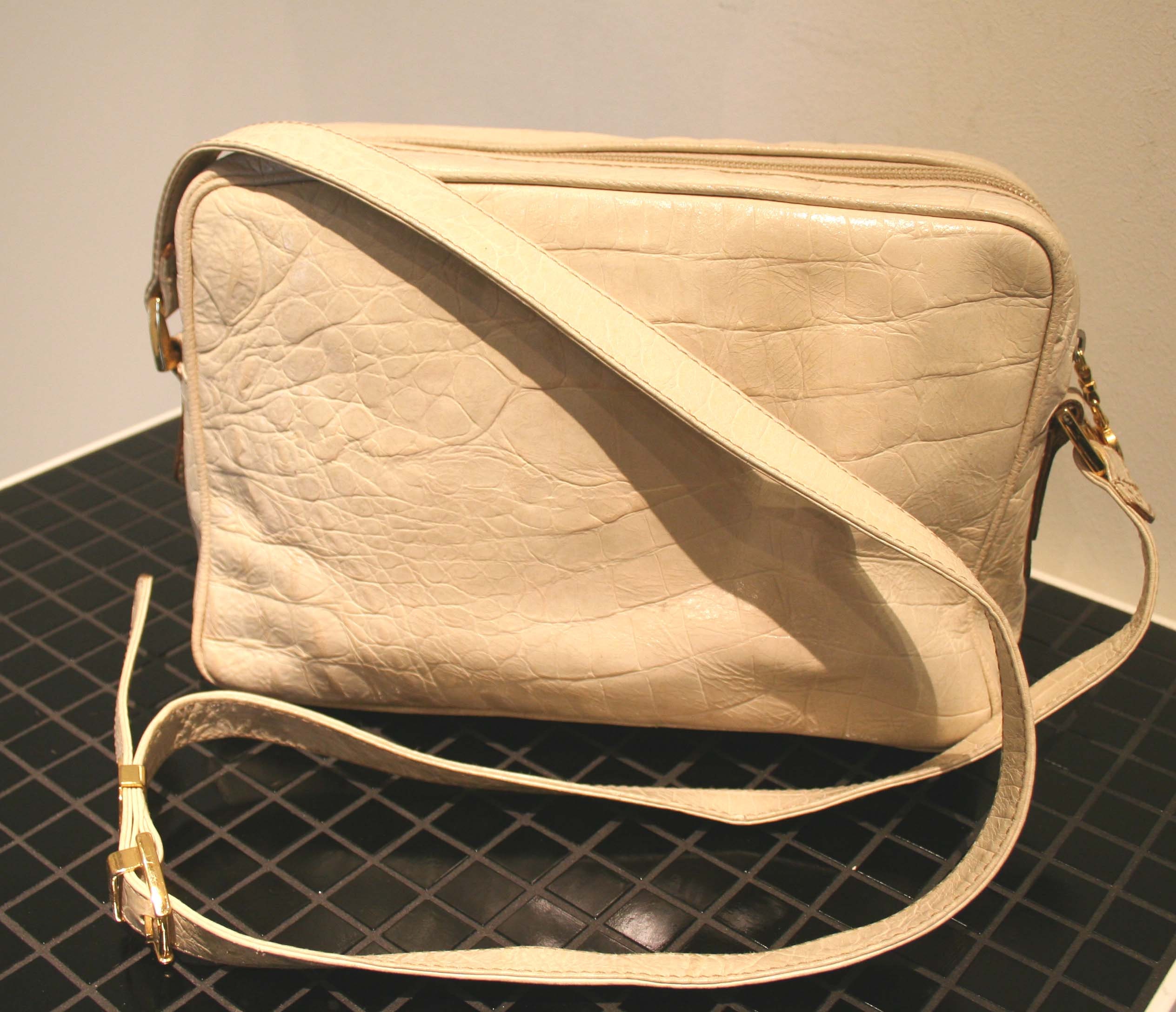 With Vintage Handbag, - Cream Etsy Crocodile Original White Bag, Leather Embossing, GFF, FERRE