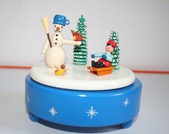 Erzgebirge Spieluhr für Weihnachten, Original Richard Glässer, Seiffen, Vintage Spieldose mit Schneemann, guter Vintage Zustand, gemarkt