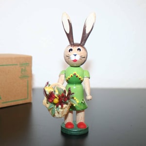 Erzgebirge Easter Bunny, Vintage Bunny with Flower Basket, Original by Ratags in Original Packaging, Display Figure, TOP
