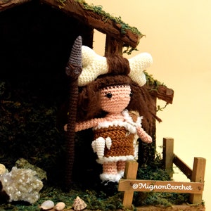 Modèle Crochet femme des cavernes préhistoire amigurumi poupée image 4