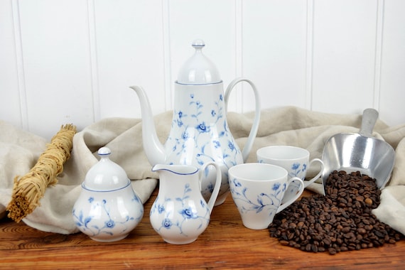 Melitta Kaffeeservice blaue Blumen Vintage Design Kaffee Service mid century Brocante Kaffeekanne Tasse 50er 60er Strohblume Kornblume
