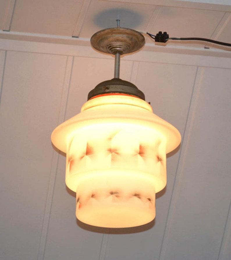 Deckenlampe getreppt Art Deco Bauhaus overhead lamp Lights Glas weiß white glass Landhaus Vintage shabby 20er 30er ceiling lamp chandelier Bild 1