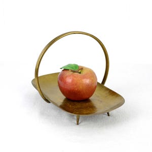 Ciotola in ottone Emil Funk arte fabbro Neuruppin anni '30 ciotola in ottone cesellato martellato Gildenhall design Bauhaus stoccaggio anni '50