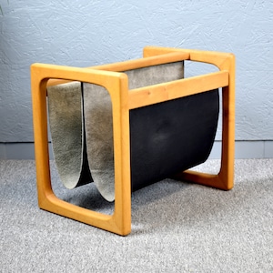 デンマークAksel Kjersgaard チーク材マガジンラック Aksel