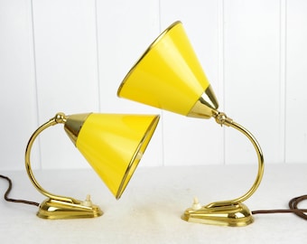 2 Tischlampen 50er 60er NOS Rockabilly Leuchten mid century Tütenlampe Vintage Lampe Nierentisch Ära Design shabby Brocante