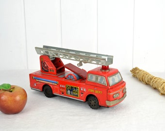 ブリキのおもちゃ - 消防車、はしご車、赤い消防車 - Etsy 日本