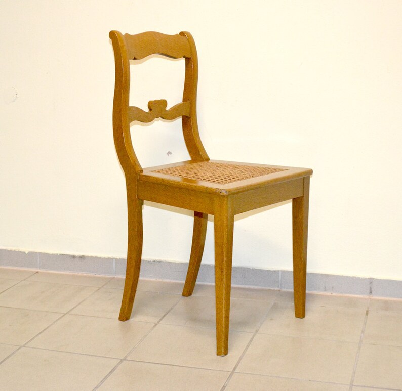 Chair With Viennese Braid Biedermeier At 1840 Vintage Design Chair Furniture Rustic House Shabby Rustic Nostalgia Kitchen Chair