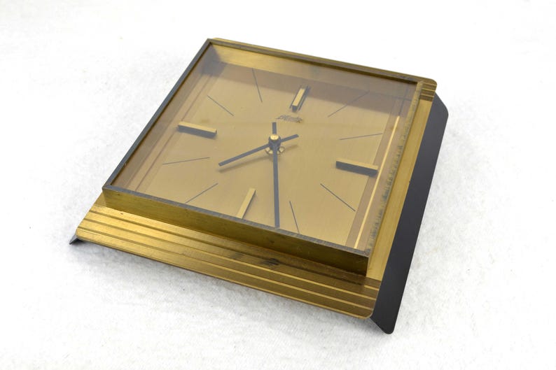 Atlanta Electric Wall Clock 60s Clock Mid Century Brass Clockwork