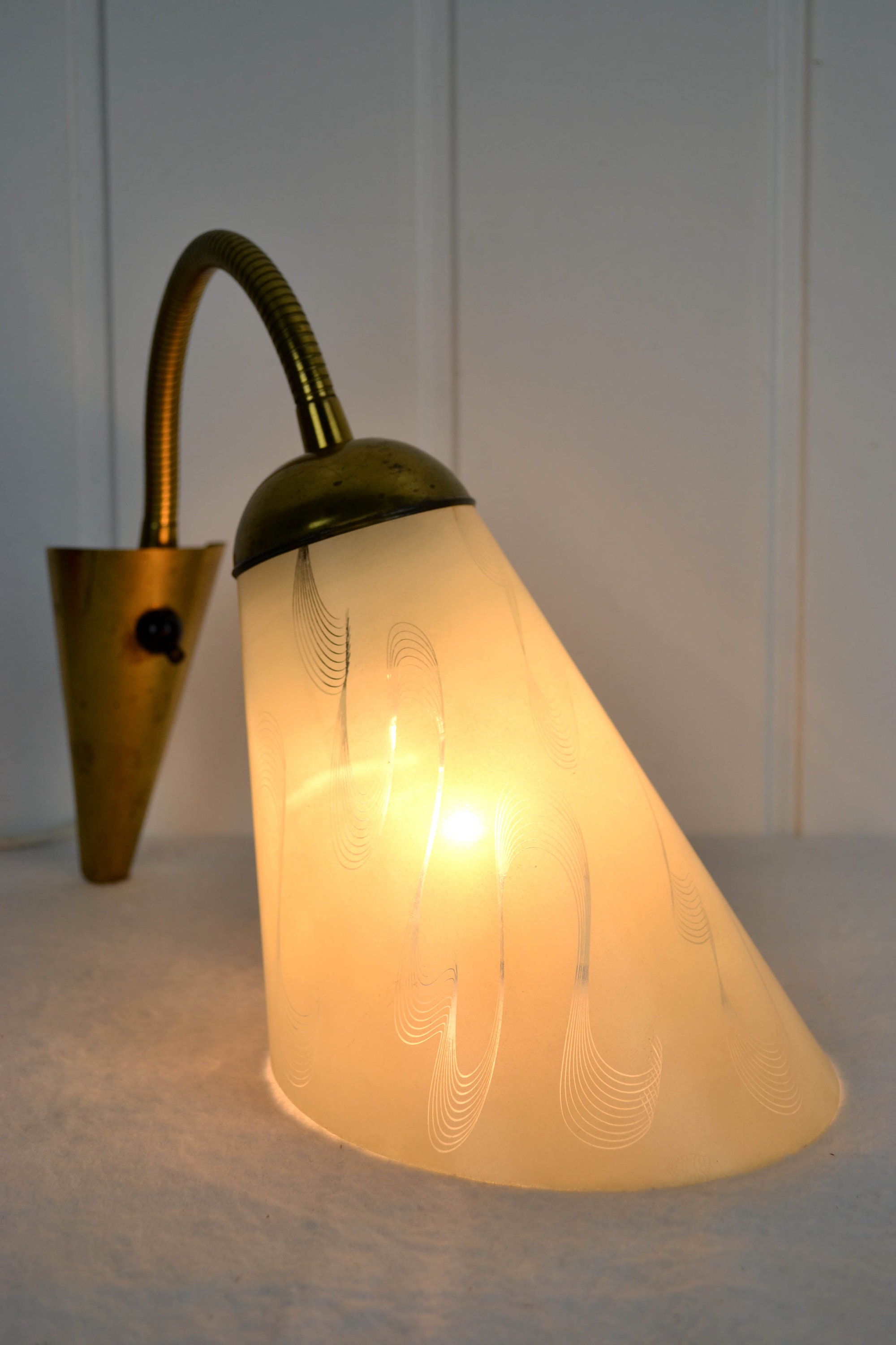 50er 60er Jahre Lampe Leuchte Wandlampe Tütenlampe Mid Century Glas Design 50s 