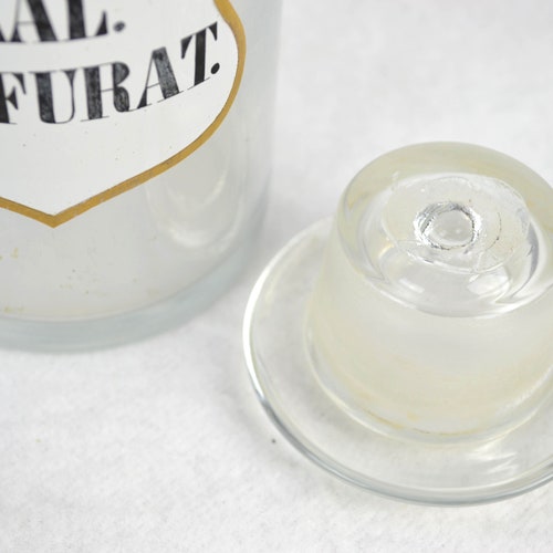 Antique pharmacist shops bottle 1900 potassium sulfuratum sulfur liver enamel glass bottle faceted ground pharmacy laboratory bottle vintage decoration
