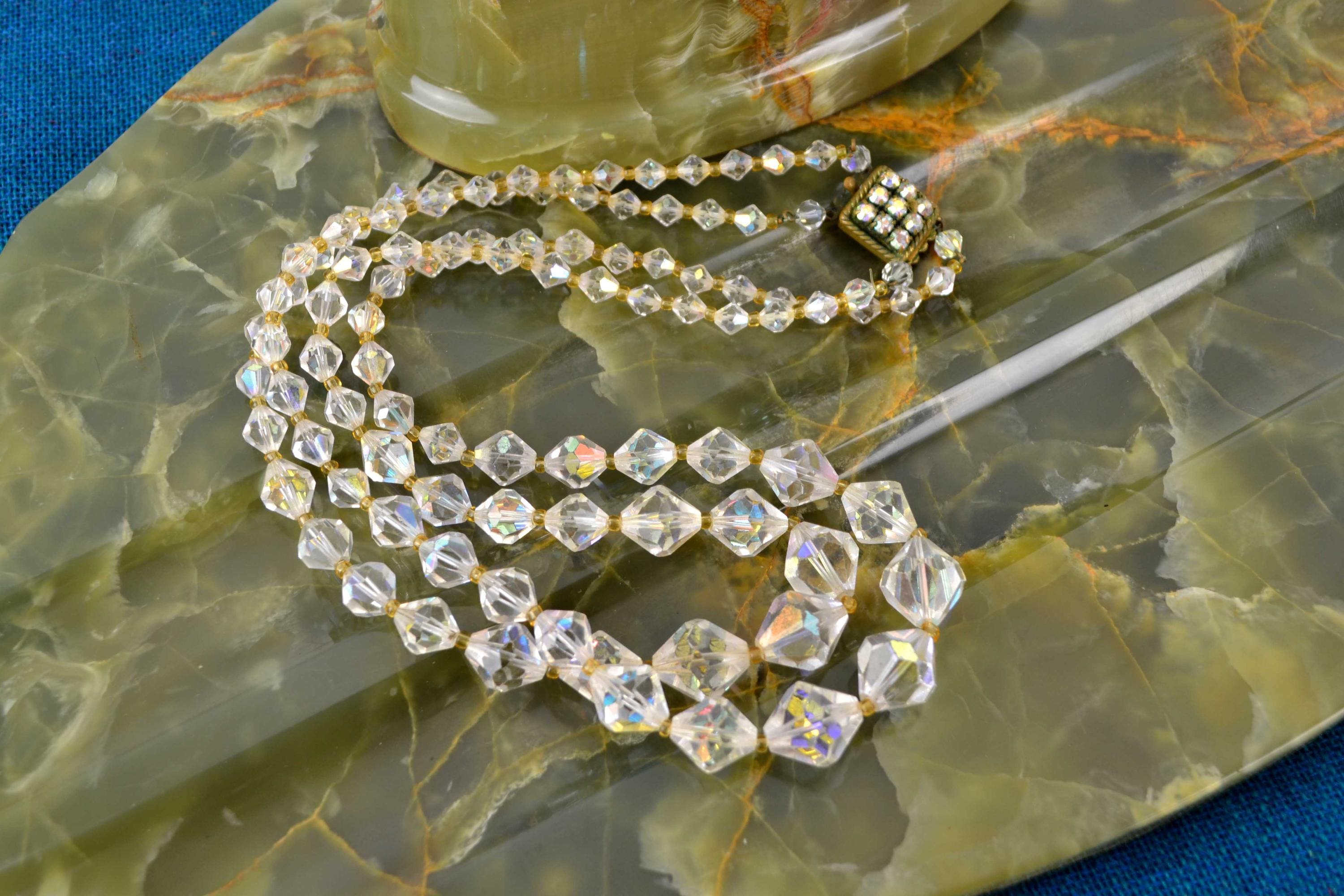 Collier Rétro DHL Années 1930 Avec Perles - Style Vintage Et élégant